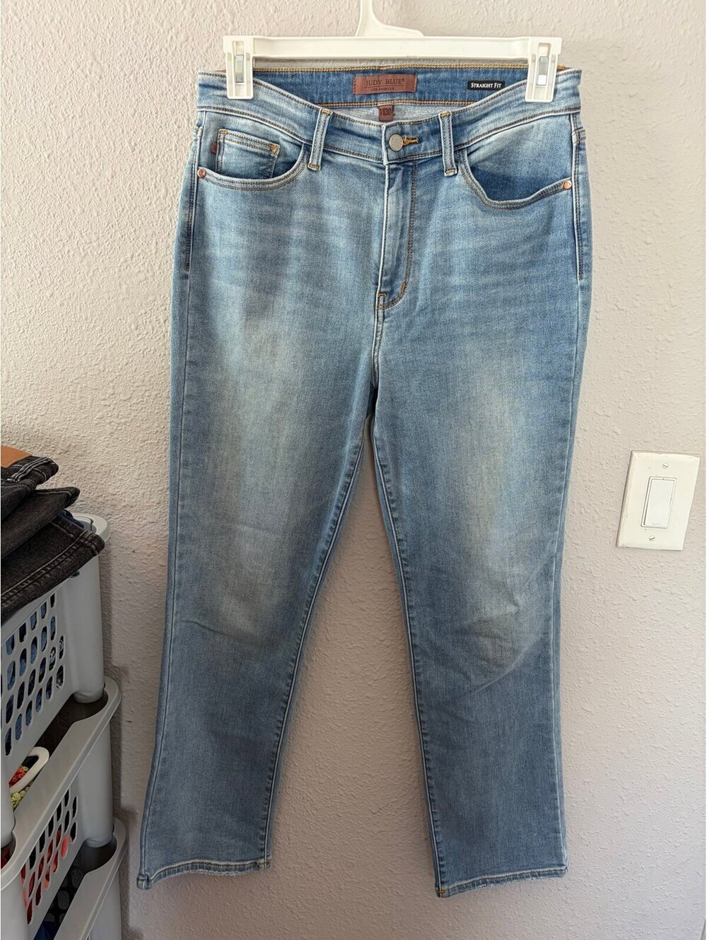 Judy Blue Straight Fit light wash jeans size 11/30. 30in inseam